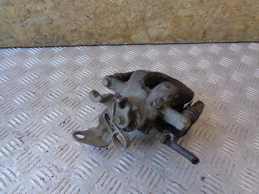 фото №3, Супорт гальмівний лівий задня alfa romeo 159 1.9 jts