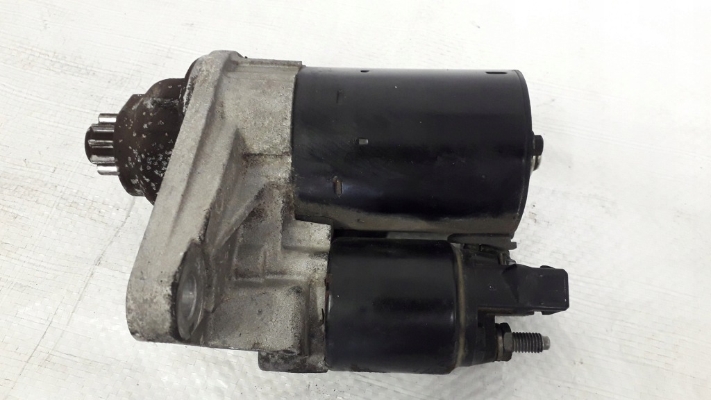 Стартер vw golf 4 bora 1.6 fsi bad 110km ideal Зі Шроту