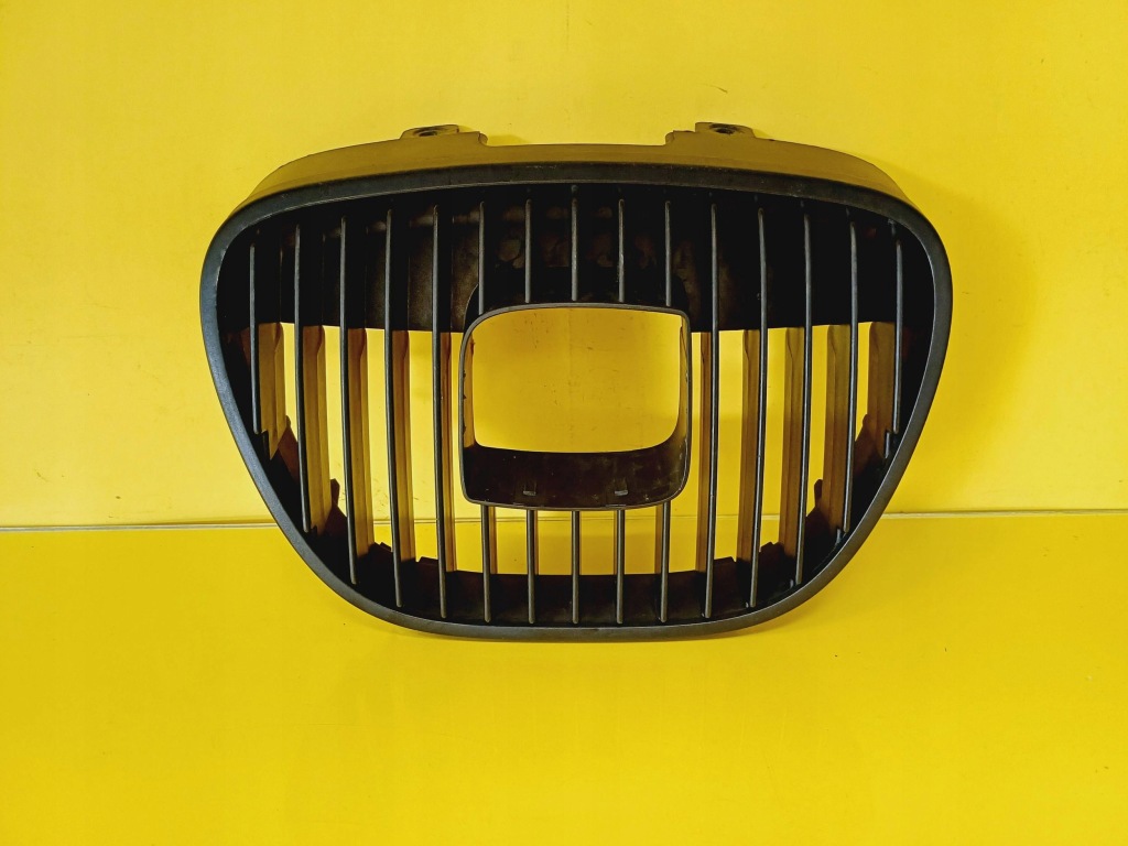 фото №1, Решётка радиатора решётка радиатора seat ibiza iii 6l0853651 / 6l0853654 nr178