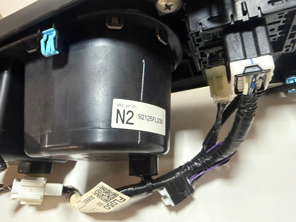 фото №9, Subaru xv ii crosstrek 17-24 usa накладка тунель середнього