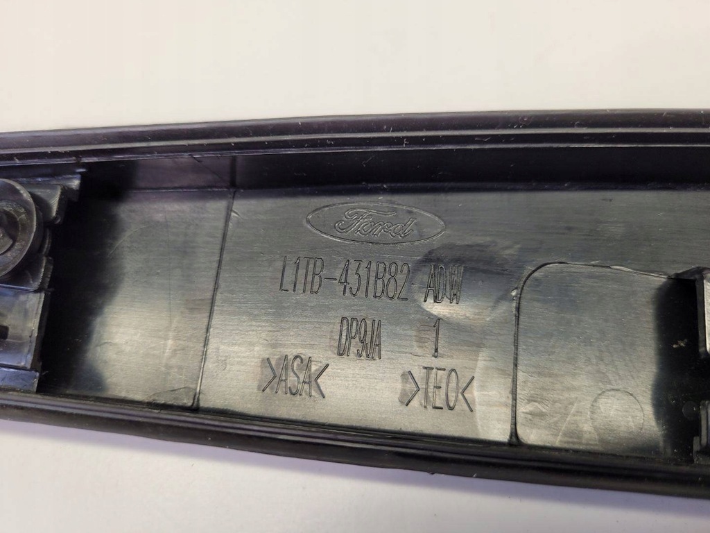 фото №6, Кнопка відкривання кришки ford puma 2 2021 l1tb-431b82-adw