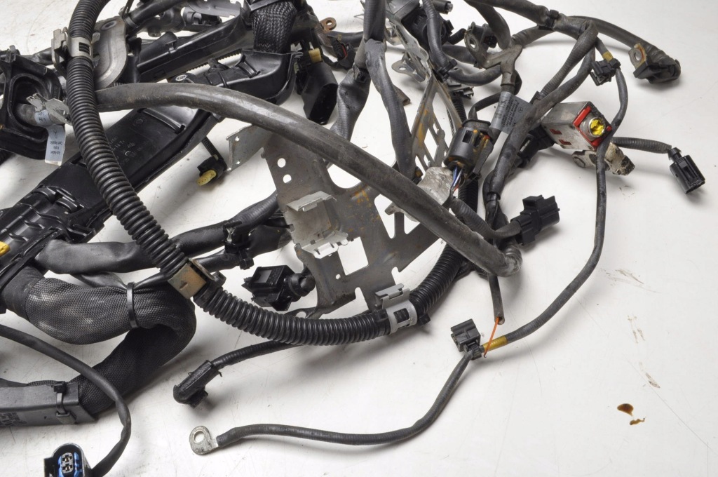 Купить Mercedes w212 5.5 v8 amg жгут электропроводка двигателя a2781590625 a2124402340