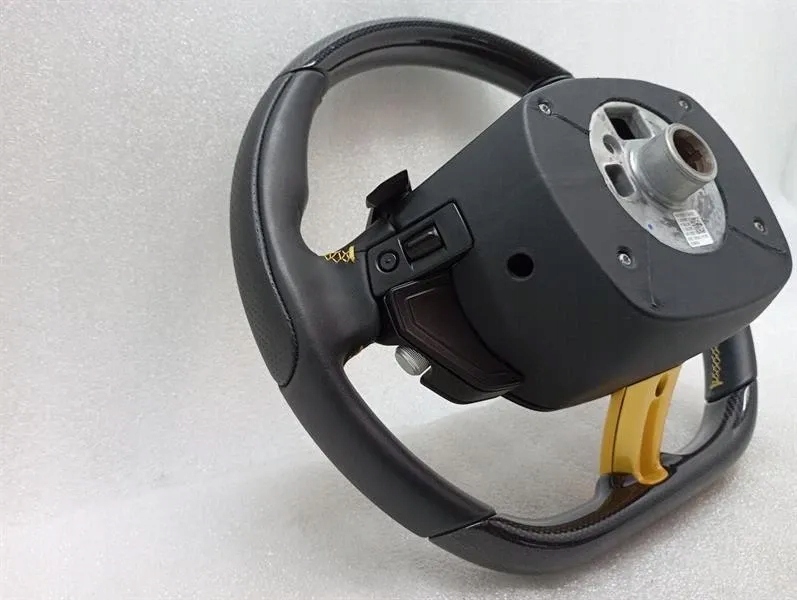 Руль ferrari purosangue f175 855694 руль повреждённая przez вода с Разборки