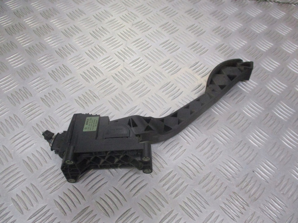 фото №1, Потенциометр педаль газа alfa romeo 147 europa