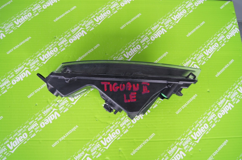 фото №4, Противотуманная фара vw tiguan ii левый чёрный идеальное состояние 2016+