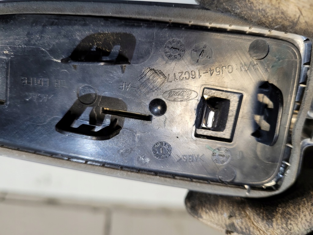 фото №5, Решётка молдинг крыла левый перед kuga ii