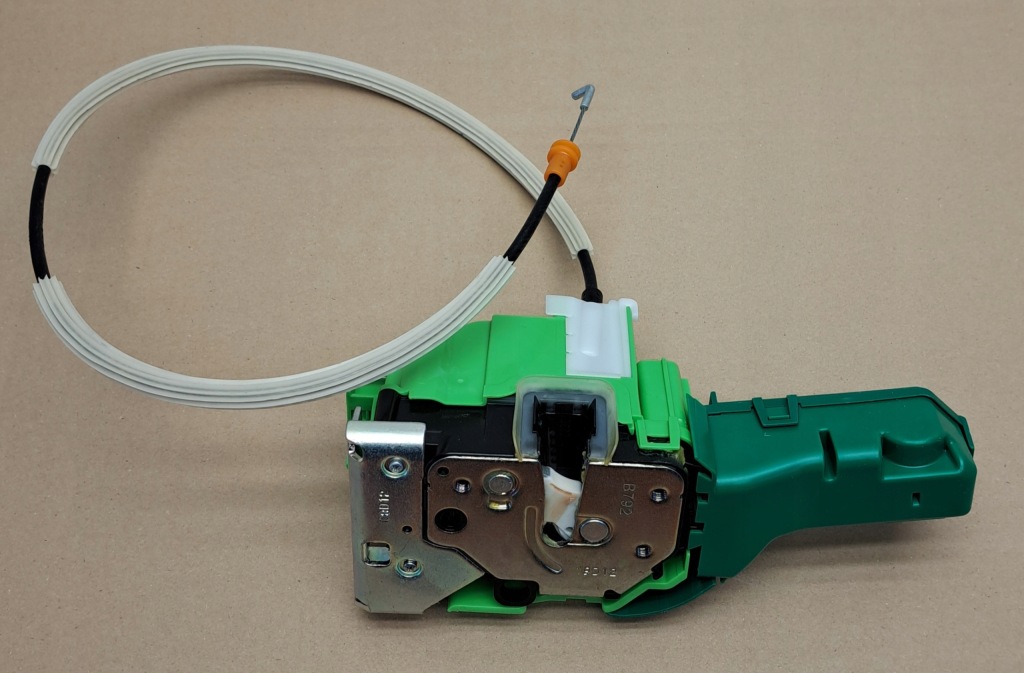 фото №4, Оригинал замок дверь pp 50519052 alfa romeo mito