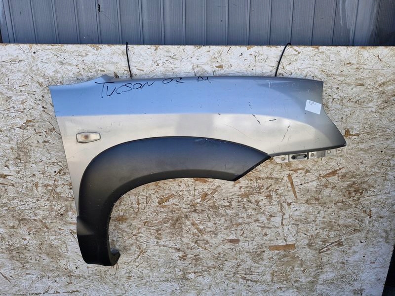 фото №1, Hyundai tucson i 1 крыло правый перед передний
