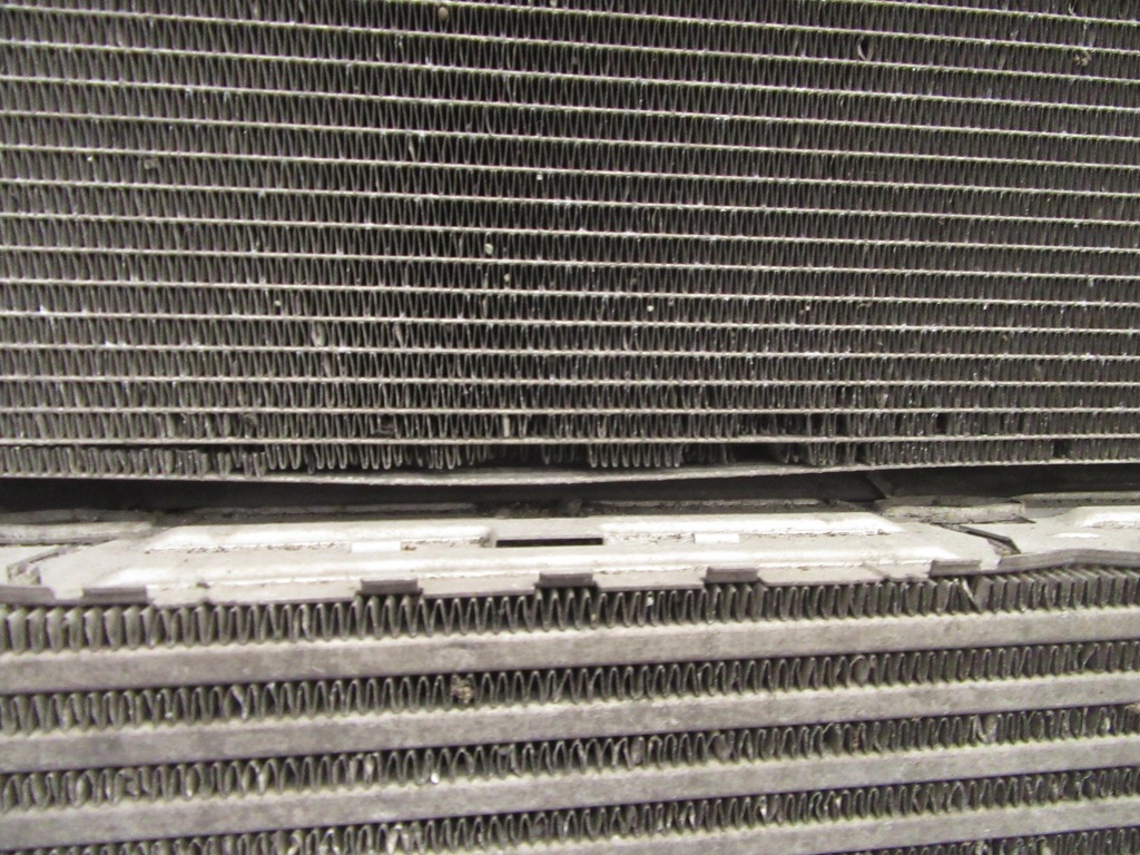 Радиатор радиатор интеркулер корпус bmw f25 x3 f26 x4 3.0 3.5 n57 aut. в Украине