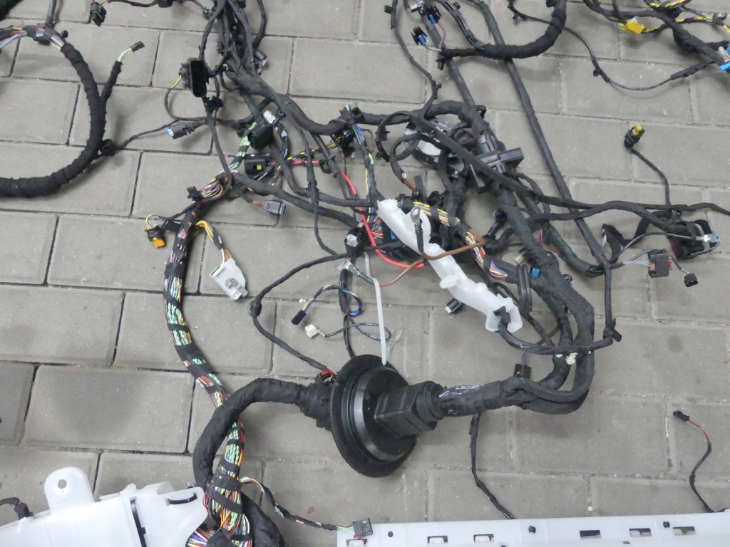 фото №8, Bmw x7 g07 + lci lift головна джгут трубопровід 2469066