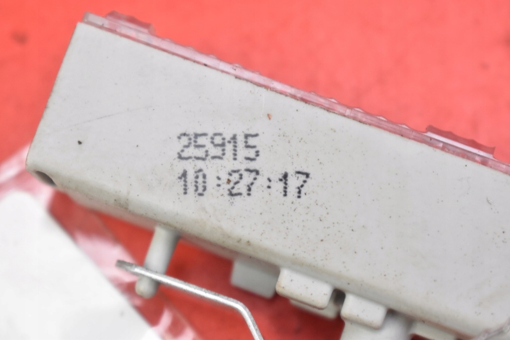 фото №8, Свет стоп-сигнал стоп toyota avalon xx40 sedan 13-18