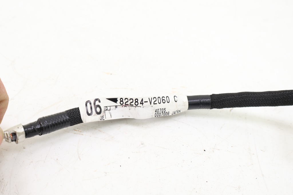 Lexus lm 2 toyota alphard vellfire клемма аккумулятор минусовая датчик Недорого