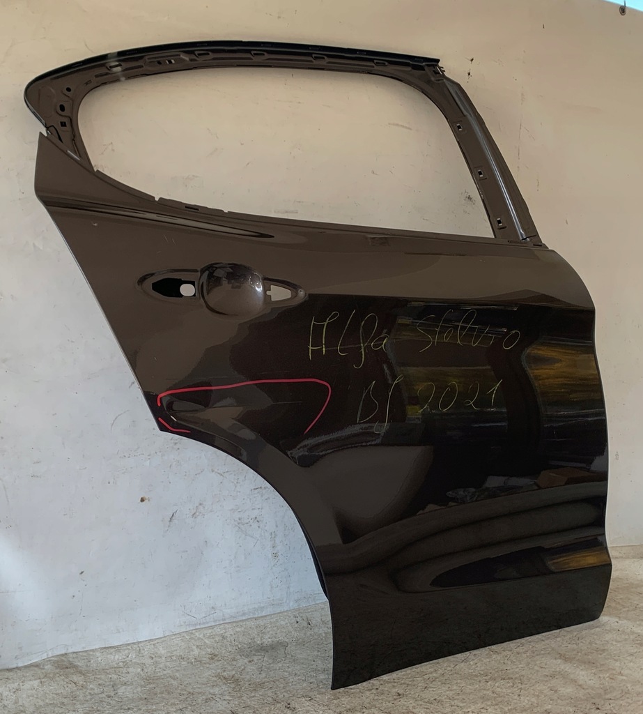 фото №2, Двері праве задня задні alfa romeo stelvio