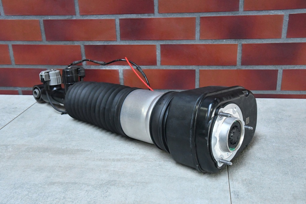 фото №7, Амортизатор левый задняя задний bmw 7 g70 m760ex 6786331 11246km