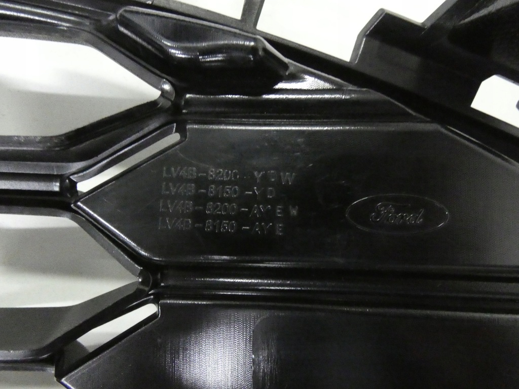 фото №5, Решётка радиатора, решётка радиатора ford kuga mk-3 st