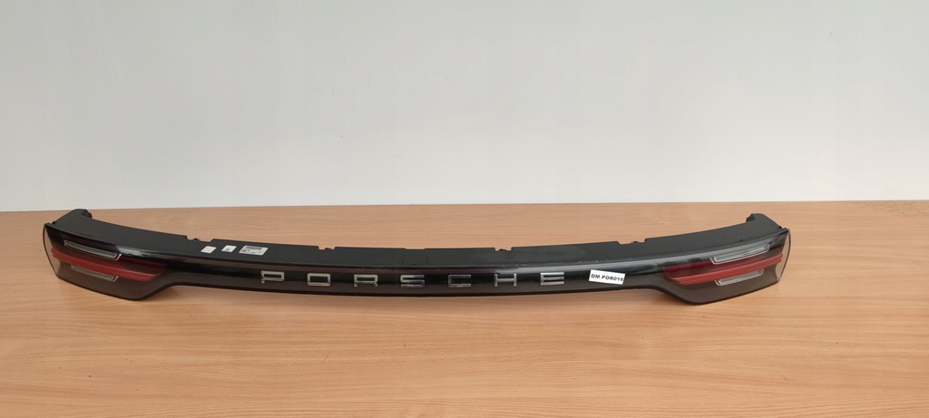 фото №1, Porsche cayenne 9y накладка лампа задня задня full led