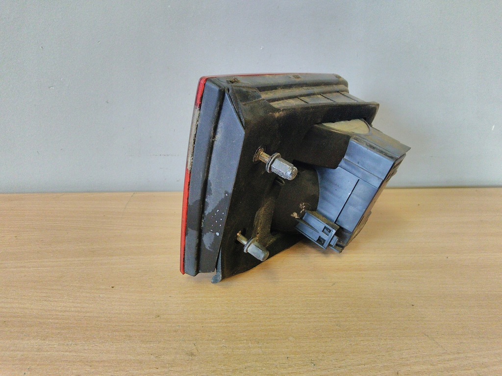 фото №5, Honda accord v лампа крышки правая задняя