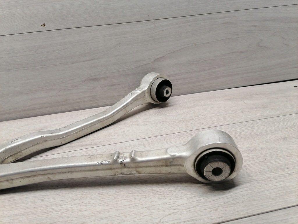 фото №7, Bmw i3 рычаг левый перед 6863739-03