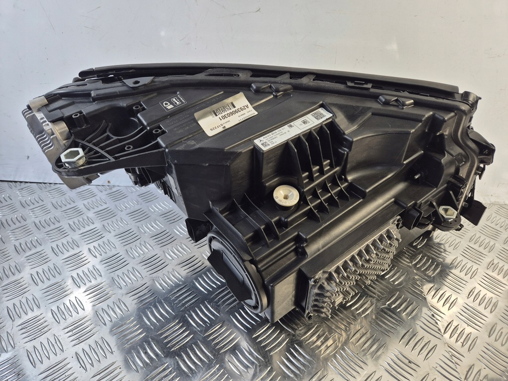 фото №13, Лампа права ліва передня full led mercedes eqc w293