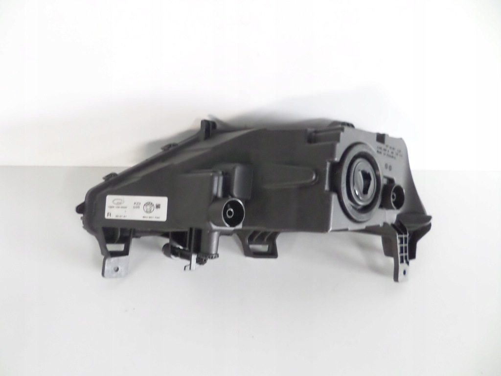 фото №4, Противотуманная фара лампа правый skoda rapid lift 20-