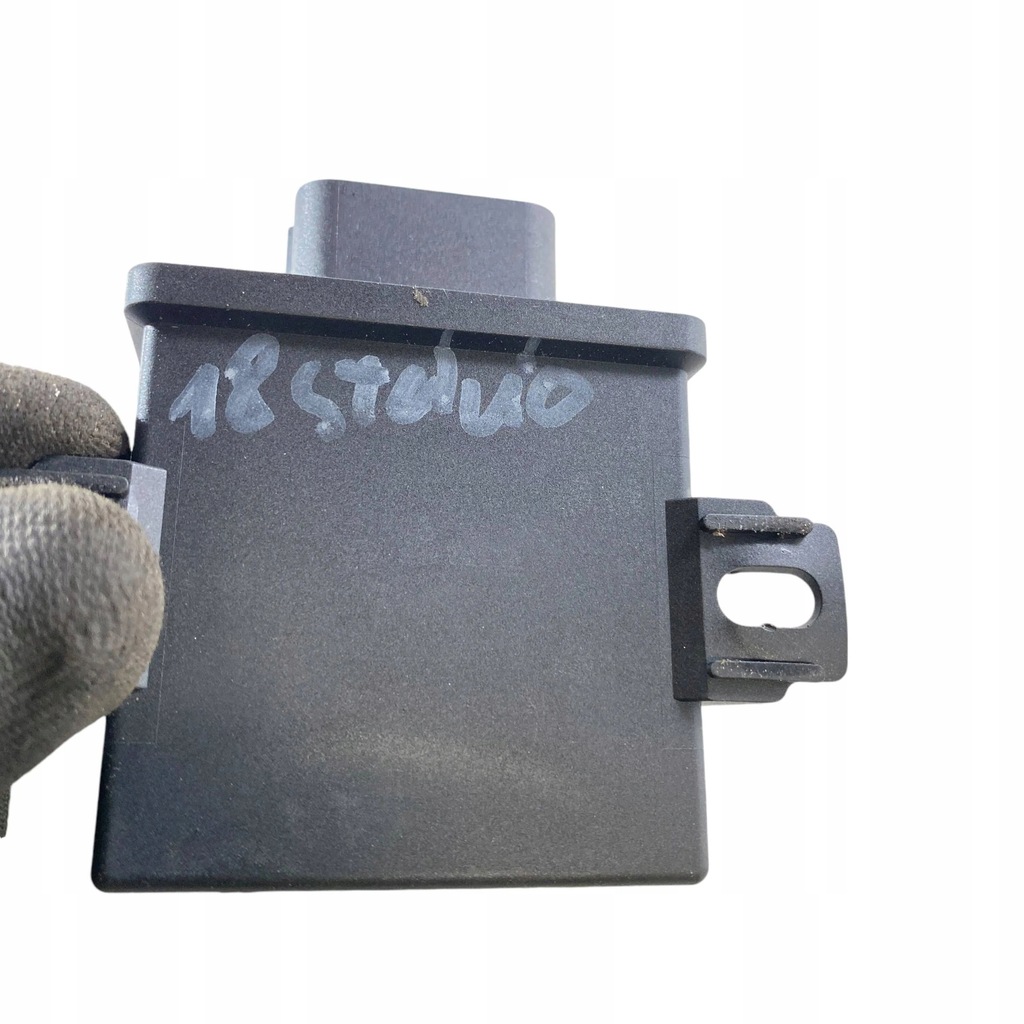 фото №8, Alfa romeo stelvio 2019 блоки управления света