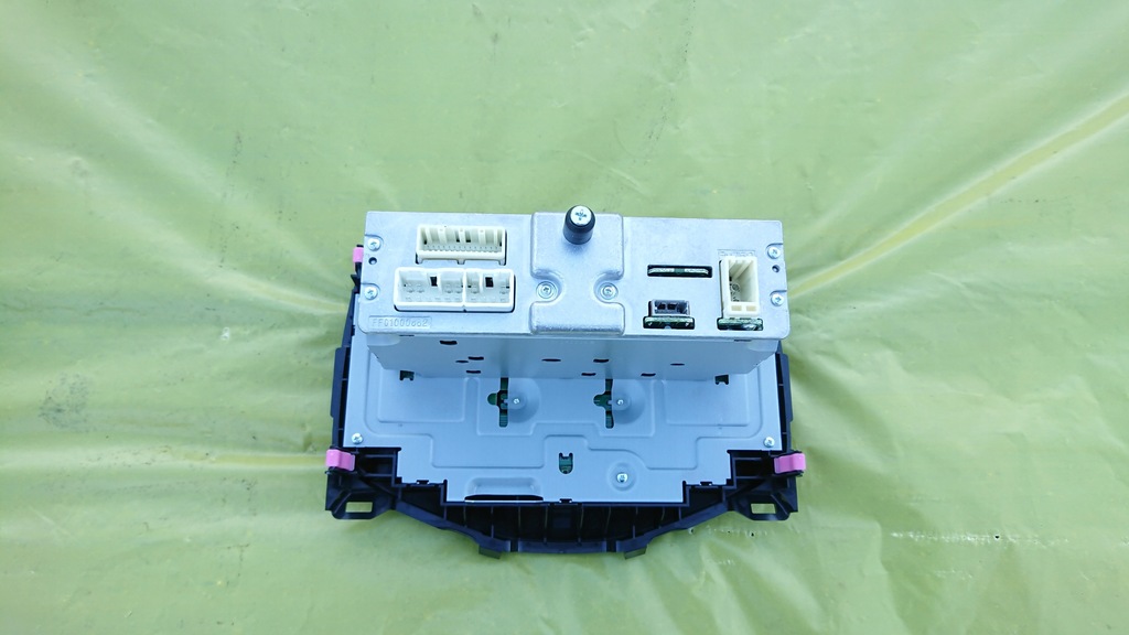 фото №3, Peugeot 108 citroen c1 ii aygo радиопроигрыватель