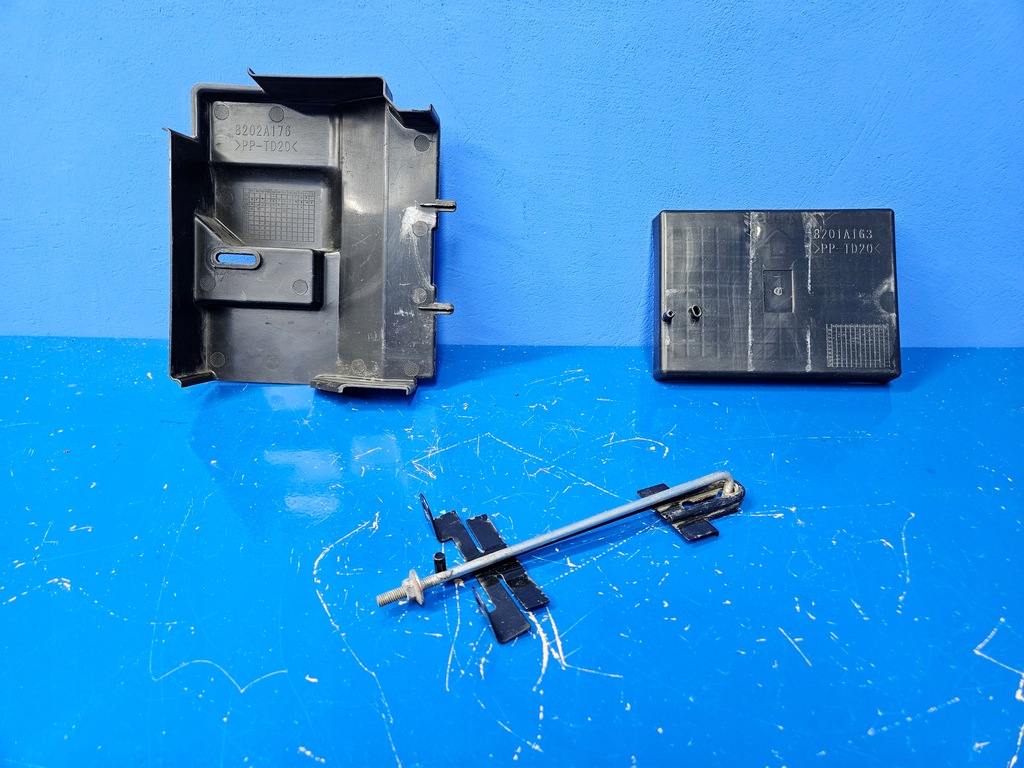 фото №9, Кронштейн основание аккумулятор mitsubishi i-miev citroen c-zero peugeot ion