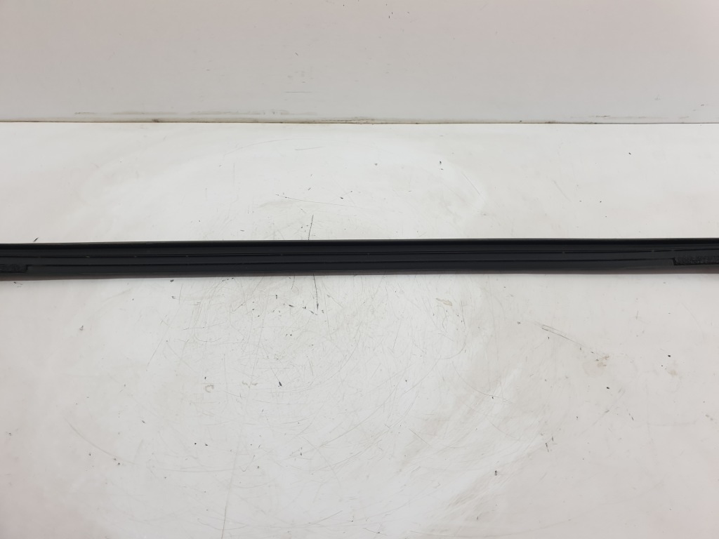 фото №9, Прокладка скло лобове перед передня jeep wrangler jl iv 18-24 68447905a