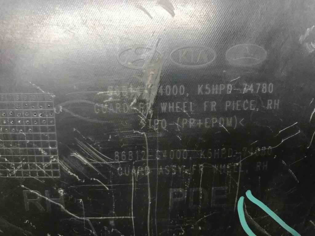 фото №12, Hyundai i30 iii 16- подкрылок передние правое перед 86814-g4000