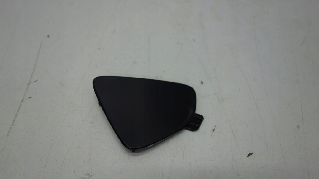 фото №1, Volvo xc60 lift заглушка фаркоп перед 31323767