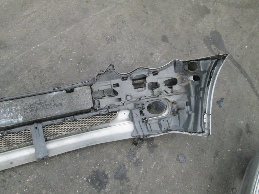 фото №7, Бампер перед mercedes w203 c klasa 00- 744