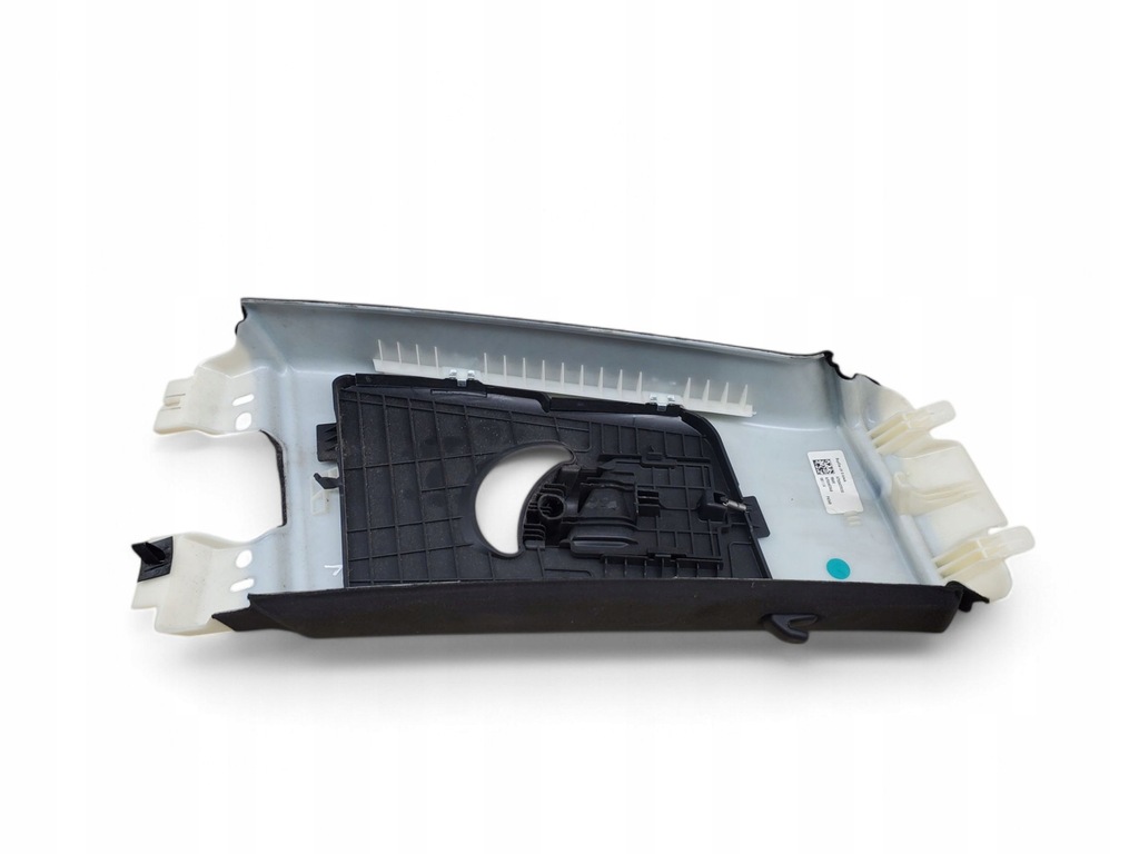 фото №5, Maserati levante 6700622030 ліва сторона обшивка стійок