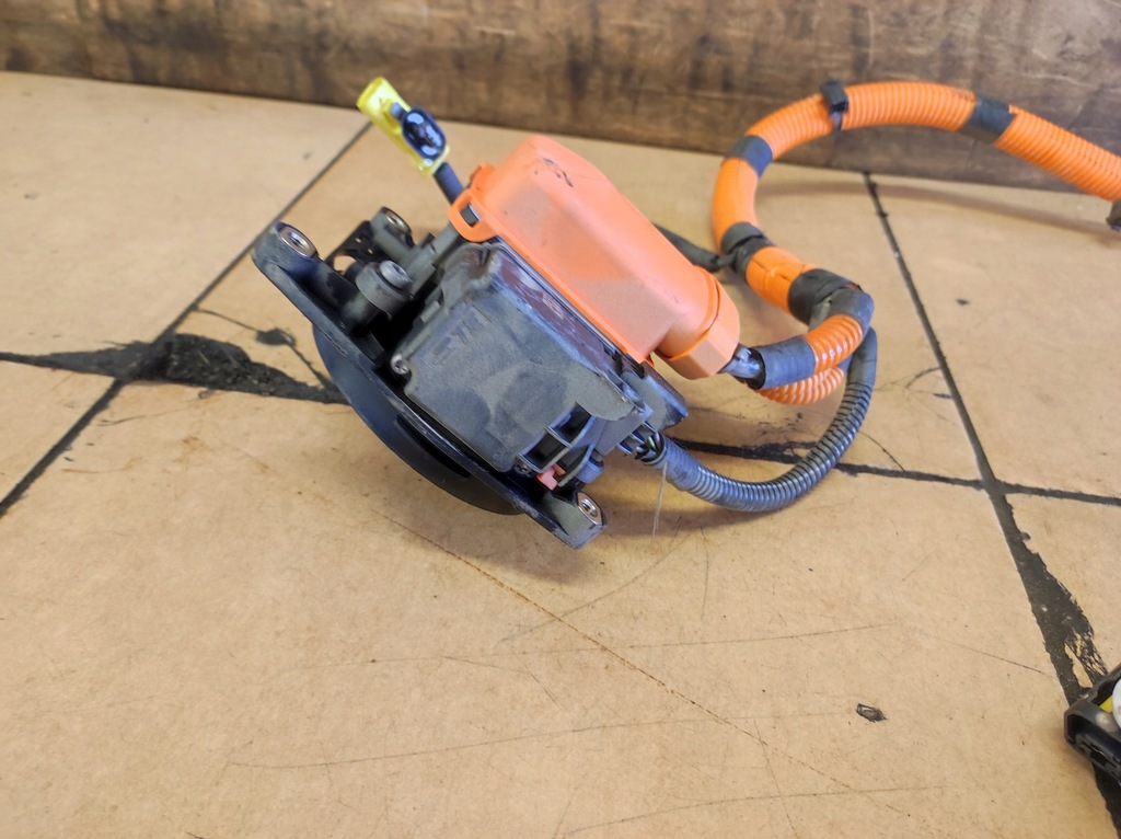 фото №8, Роз'єм шланг кабель заряджання акумулятора 3008 ii 2 lift 1.6 thp