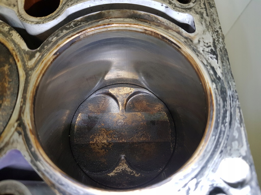 фото №10, Dół двигуна bmw e87 e90 e91 1.6i 16v n45b16ab