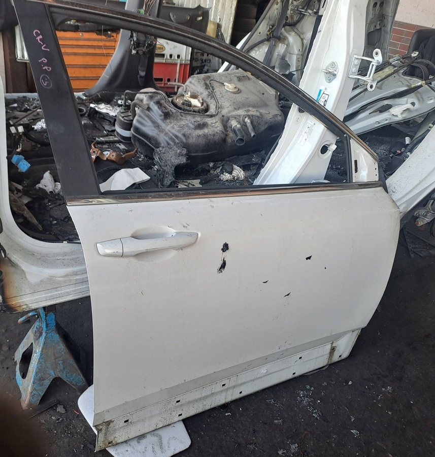 фото №1, Honda cr-v v 21r дверь правый перед передние nh883p голый