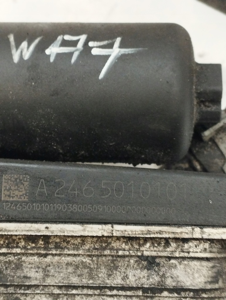 фото №13, Mercedes w177 amg a35 радиатор масла коробки передач a2465010101