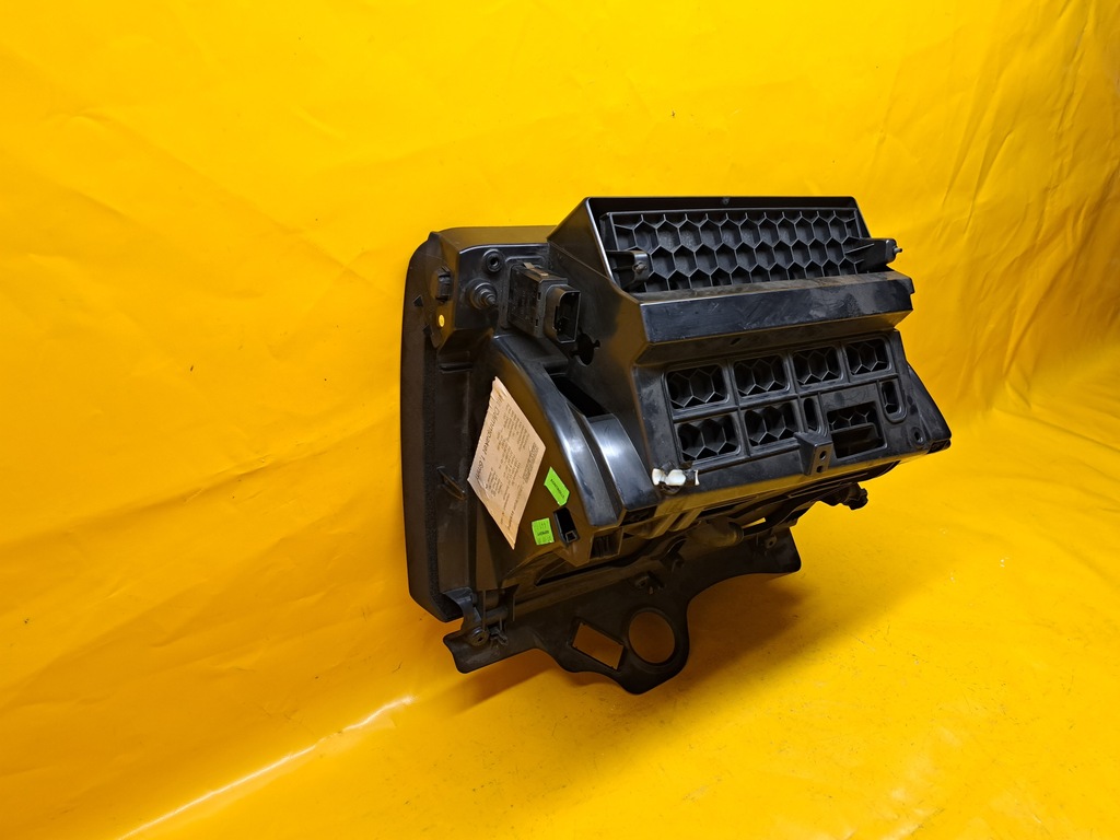 фото №9, Бардачок пассажира passat b6 2,0tdi чёрный 3c1857097ah