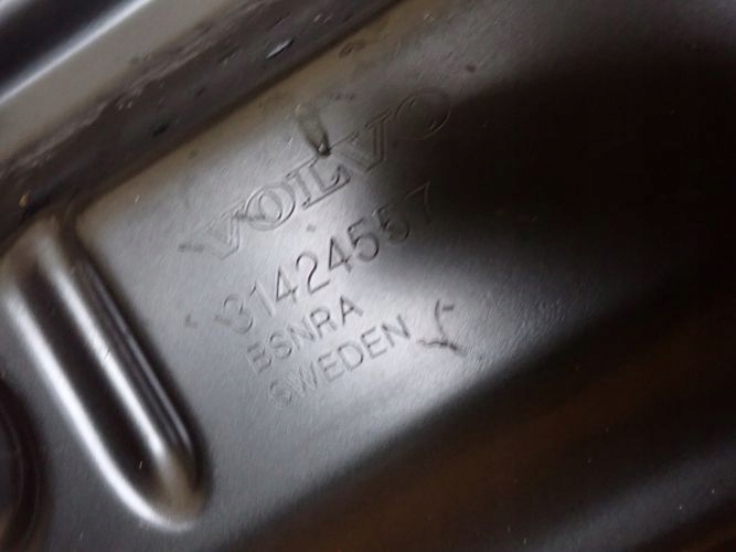 фото №12, Volvo xc60 ii 16- капот