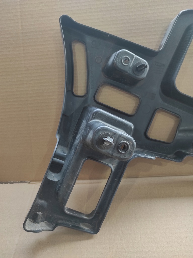 фото №5, Напрямна бампера правий задня renault talisman kombi 850425156r