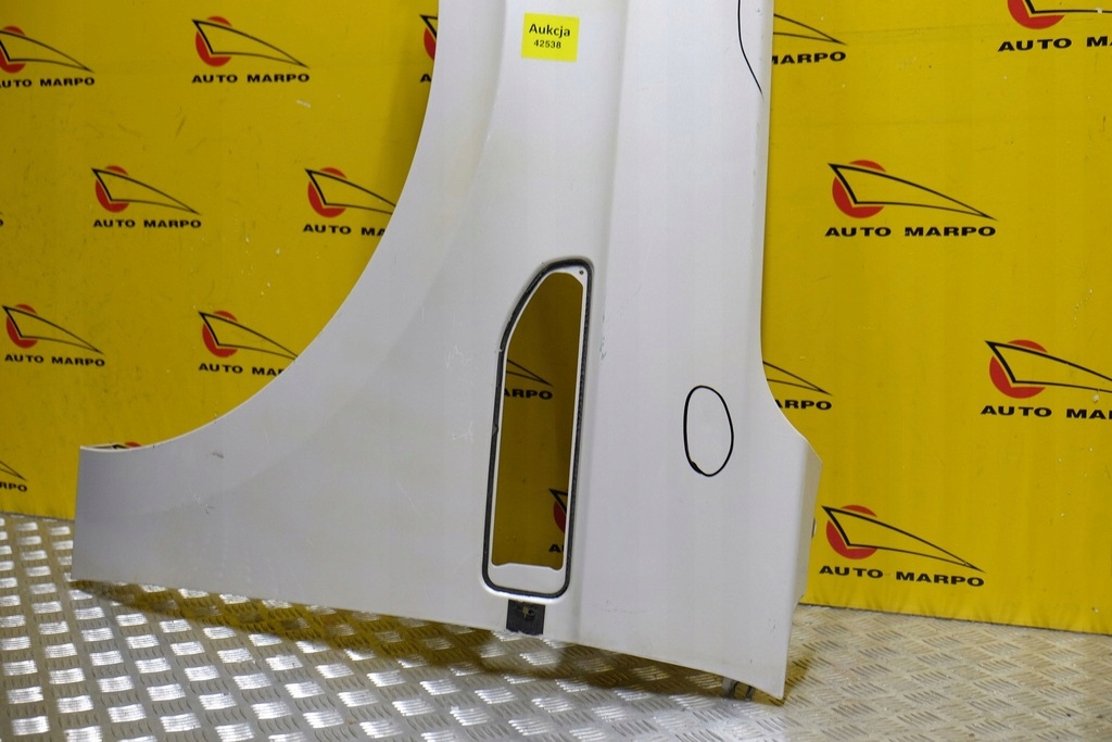 Lincoln navigator 2018- крыло  перед l америка Цена