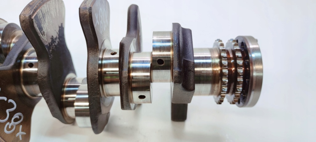 Wał колінчастий audi a6 c6 c7 a8 d3 2.8 fsi bdx chv 06eq 06e101q 38 Доставка