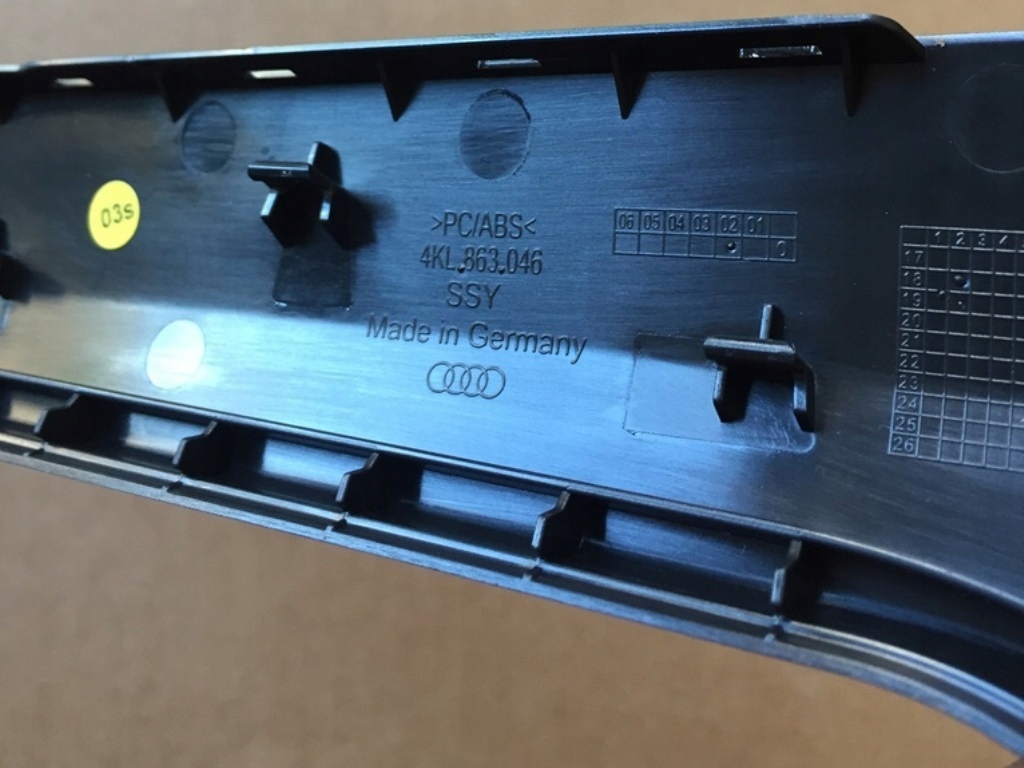 фото №9, Защита обшивка туннель правое audi e-tron 4kl863046