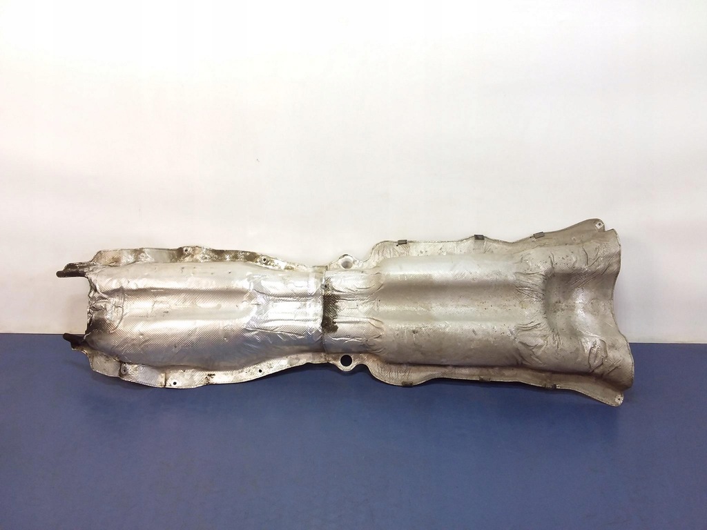 фото №1, Bmw 7 f01 защита тепловая туннель 7202846