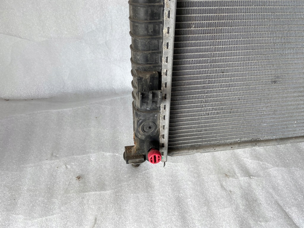 фото №3, Mercedes r-klasa w251 радіатор wody a2515000803