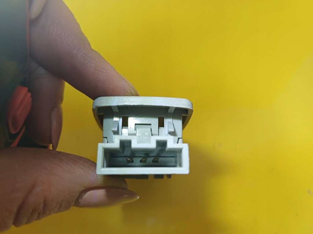 фото №6, Лампа стельовий освітлення кабіни vw passat b5 3b0947291 nr76