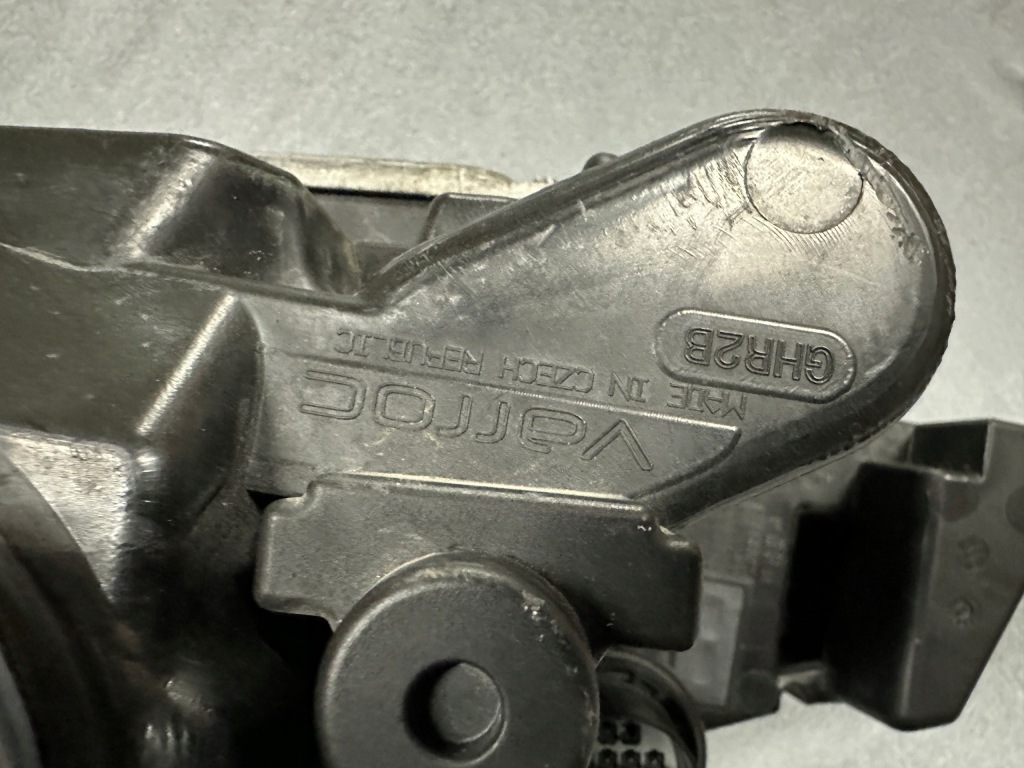 Лампа jaguar xf lift x250 ксенон led 12 pinow europa правая в Украине