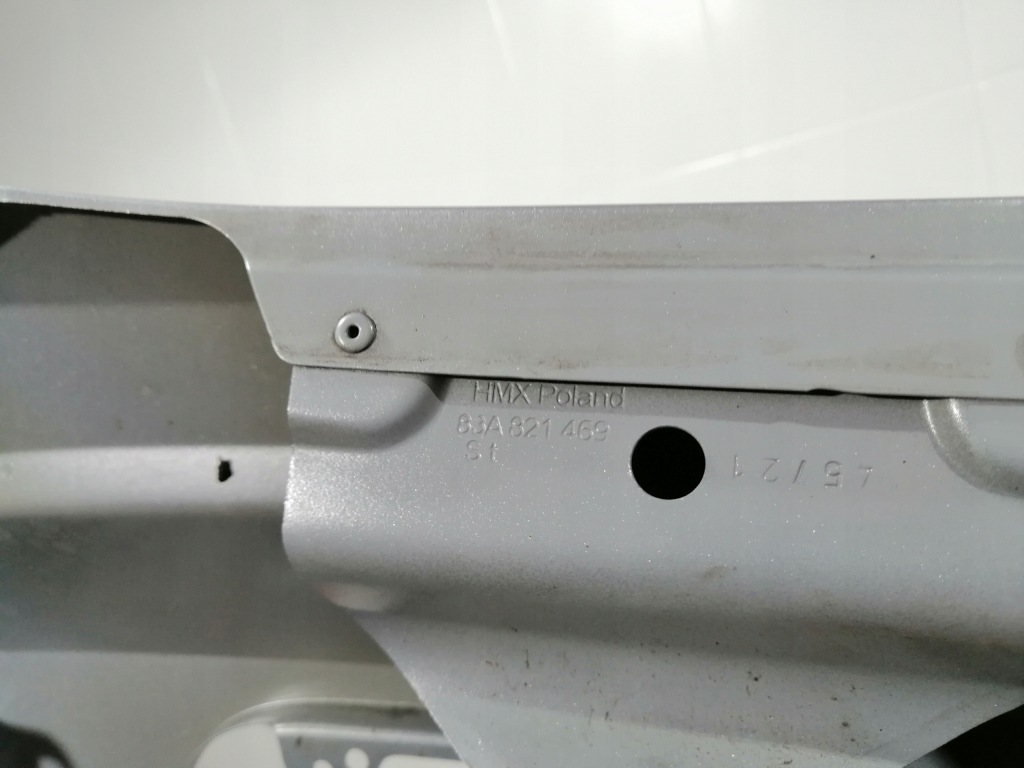 Крыло  левое  передний перед audi q3 83a 2 plug in Доставка