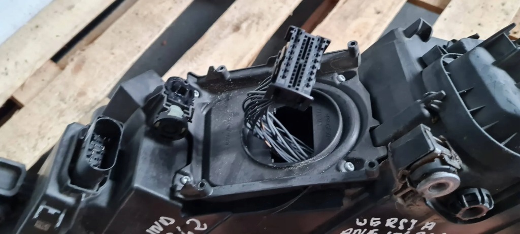 Q7 4m 2 фара левая левый перед full led 4m0941033a Оригинал