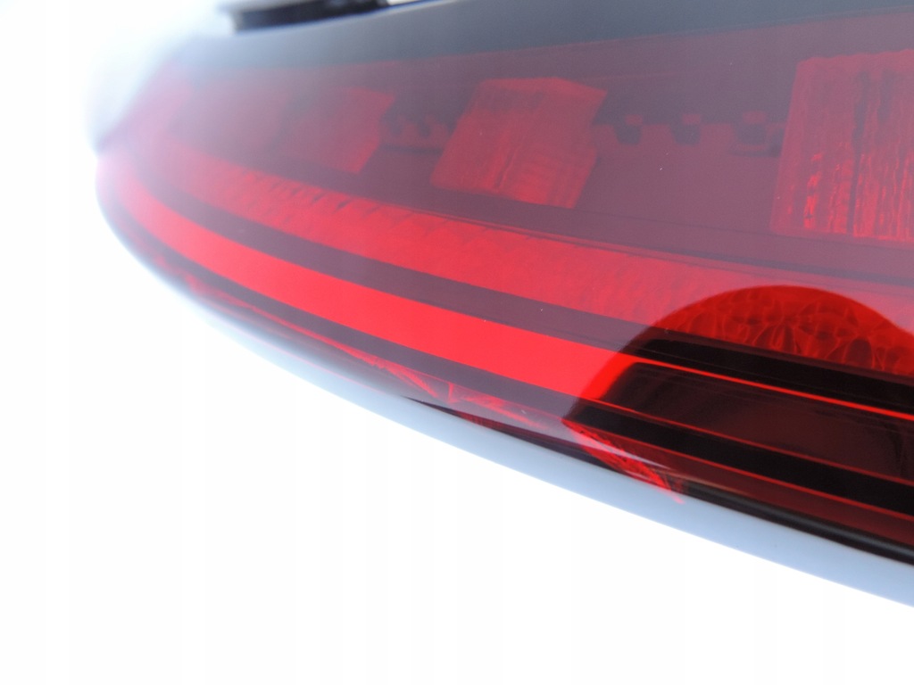 фото №7, Kia ev6 2021 задняя левая лампа