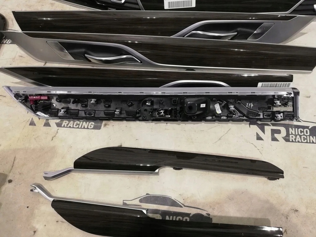 фото №8, Комплект декор bmw 7 g11 fineline braun led